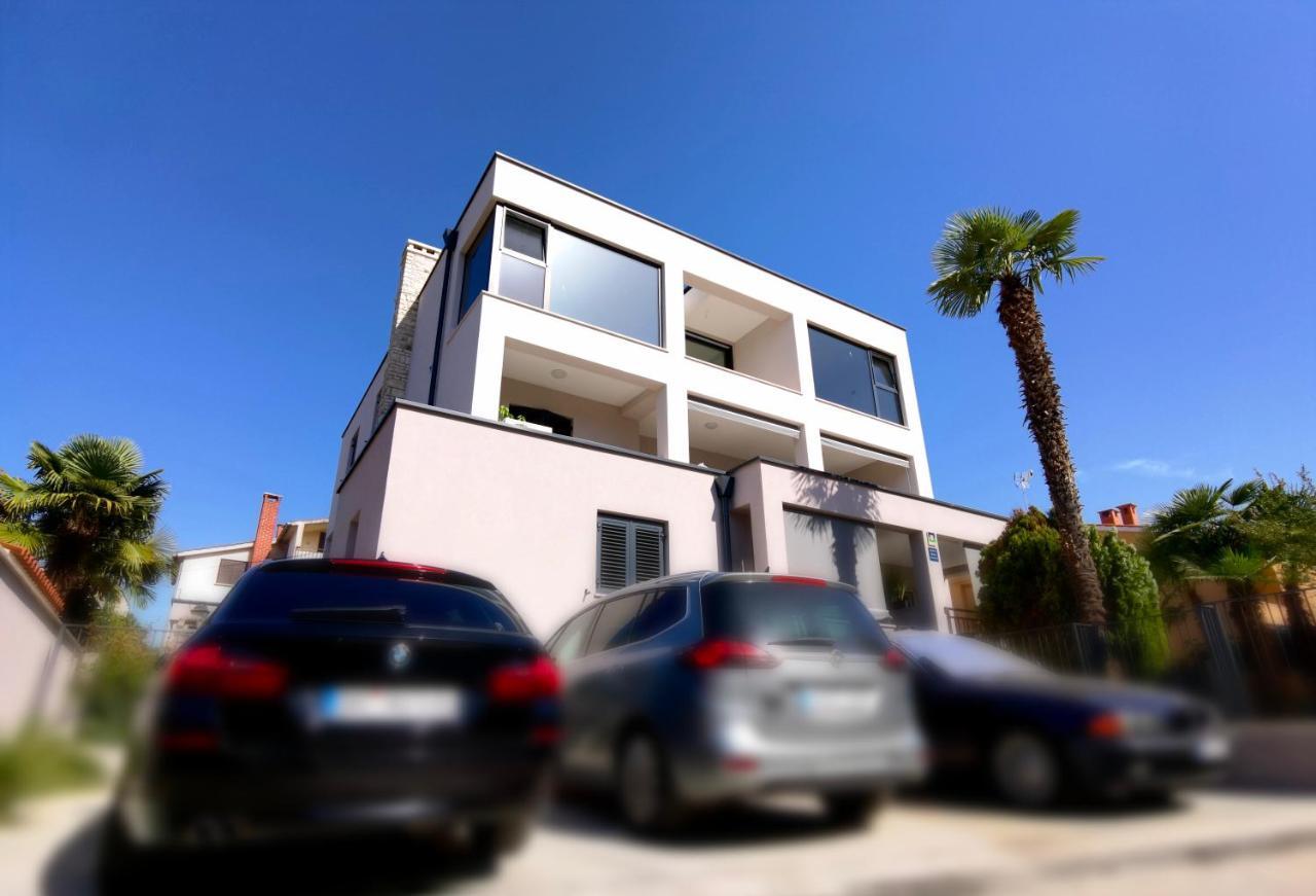 Stay In The Heart Of Porec - 50M To The Beach 外观 照片