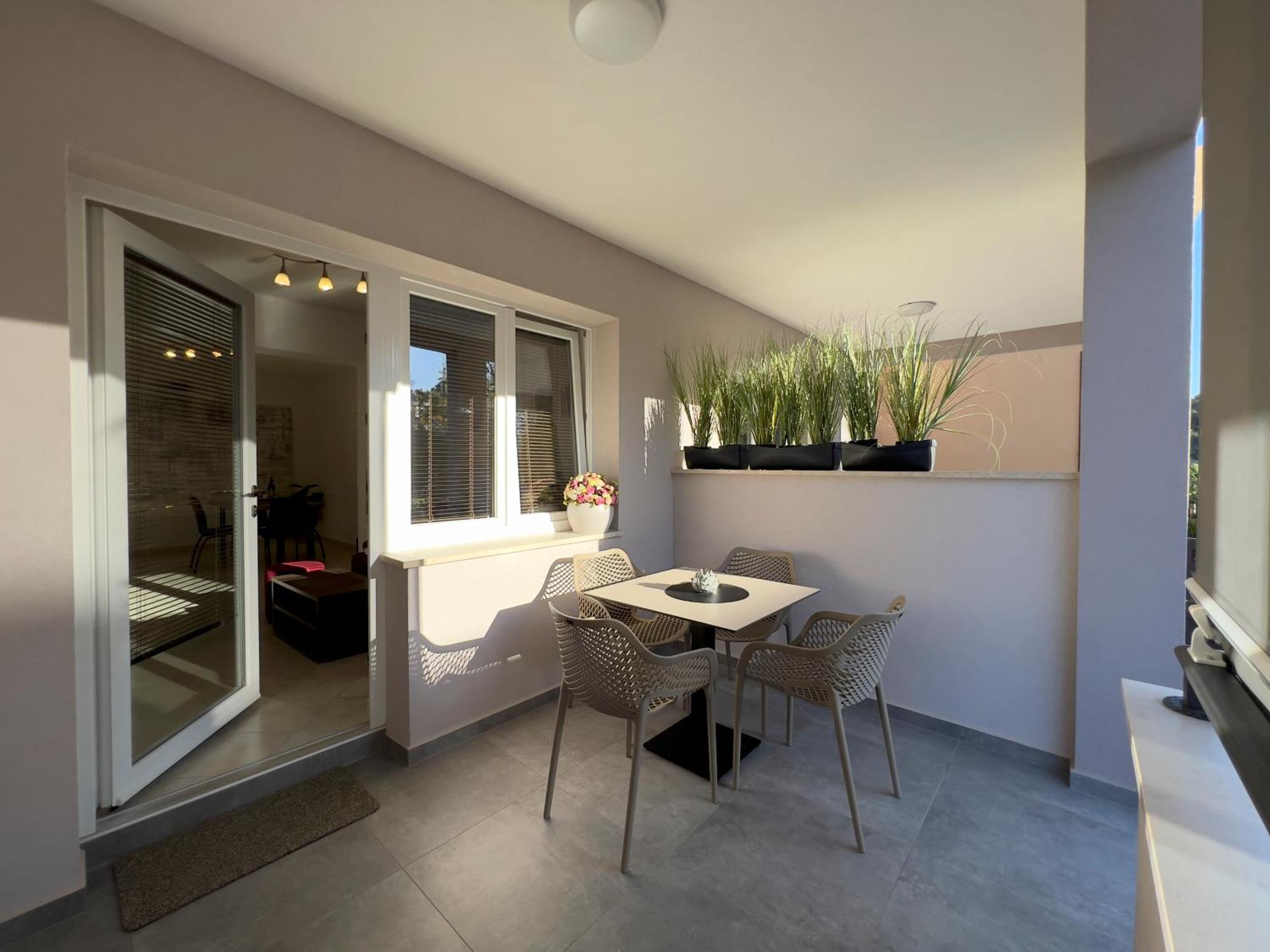 Stay In The Heart Of Porec - 50M To The Beach 外观 照片